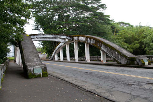 201303-E_thinking brige007