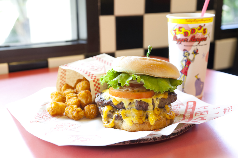 テディーズ・ビガー・バーガーズ／Teddy's Bigger Burgers