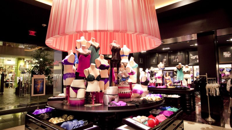 ヴィクトリアズ・シークレット/Victoria's Secret