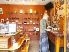 シンプリー・ウッド・スタジオ／Simply Wood Studio