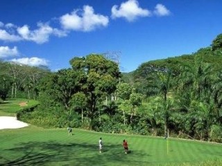 【オアフ島】ロイヤル・ハワイアン・ゴルフ・クラブ（送迎付き）