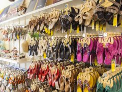 ザ・アイランド・スリッパー・ストア／The Island Slipper Store