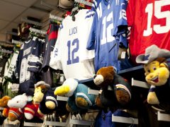 スポーティーなカジュアルスタイルを目指すなら、「ロッカー･ルーム・バイ・リッズ（Locker Room by Lids）」