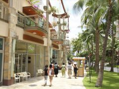 ワイキキ・ビーチ・ウォーク／Waikiki Beach Walk