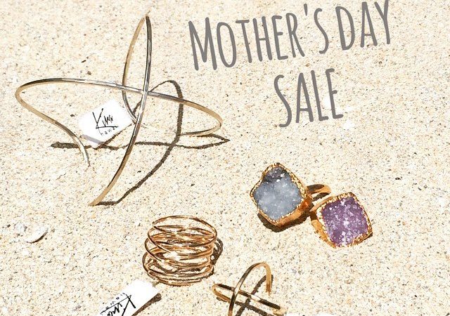Lilly&EmmaでMother's Sale開催中!