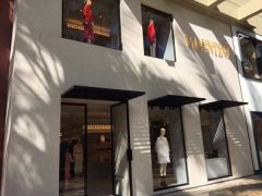 ロイヤル・ハワイアン・センターのヴァレンティノが早くも人気！