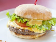 テディーズビガーバーガーズが表参道店に続いて横浜港北にNew Open！