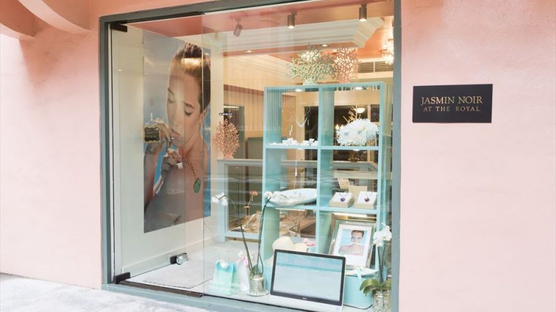 シックなジュエリーセレクション「JASMIN NOIR AT THE ROYAL(ジャスミン・ノアール ロイヤル・ハワイアン・ホテル)」