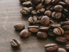 コーヒー好きにはたまらない！客足の絶えないカフェ「Coffee Talk」