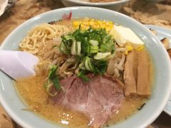 ワイキキ横丁のラーメンロードが完成！ 新店舗も続々オープン