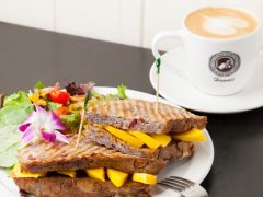“コーヒーアイランド”ハワイでおいしいコーヒーを味わいたい人に贈るコーヒーショッフ゜5店