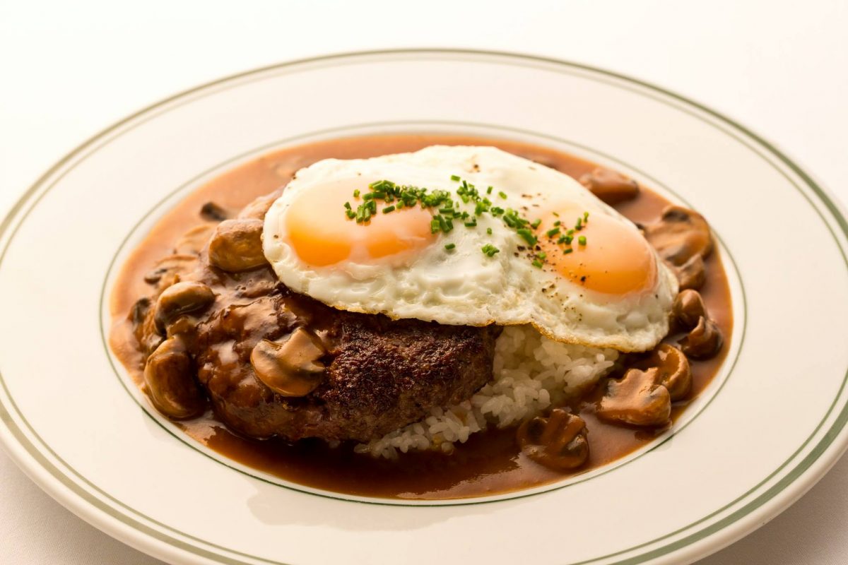 ハワイのソウルフード「ロコモコ」を食べるならここ! 本場のおすすめレストラン8選 | ハワイの最新情報をお届け!LaniLani