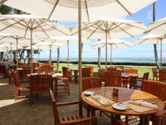 【2022年夏】旅先だからこそ、贅沢ホテルで優雅に！”楽園ハワイ”を満喫するカフェ