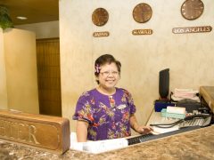 【ハワイで使えるワンフレーズ英会話】vol.21 チェックアウト後の荷物と忘れ物