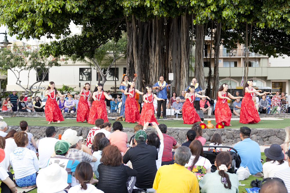 Kuhio Beach Hula Show／クヒオビーチ・フラショー