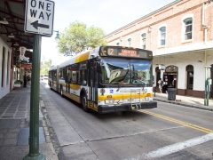 ハワイのザ・バスが1日5ドルで乗り放題に。トランスファー・チケットは廃止へ。