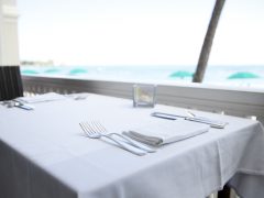 ゆったりと贅沢な時間が流れる、大人のハワイの過ごし方〜ワイキキ西エリア編