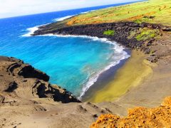 ハワイ島の奇跡！グリーンサンドビーチの砂は月光を浴びたエネルギッシュな天然石