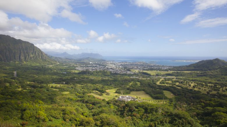 ハワイ初代国王「カメハメハ大王」ゆかりの観光スポット特集