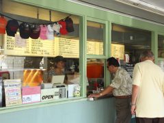 おいしいロコモコ！グレービーソースにもこだわるレストランBEST4