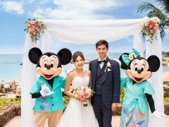 ハワイで憧れの『ディズニー婚』新しくなったミッキーやミニーの衣装が可愛いと話題に