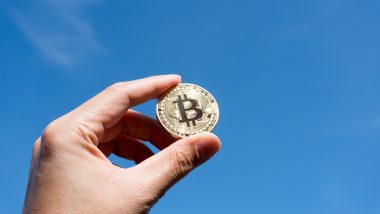 仮想通貨でハワイに行ける!?ビットコインが使えるお店やATMも!