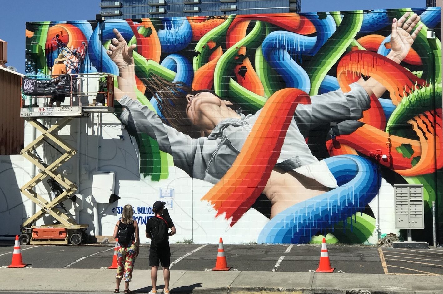 1週間で大人気ウォールアートをリメイク!「Pow Wow Hawaii