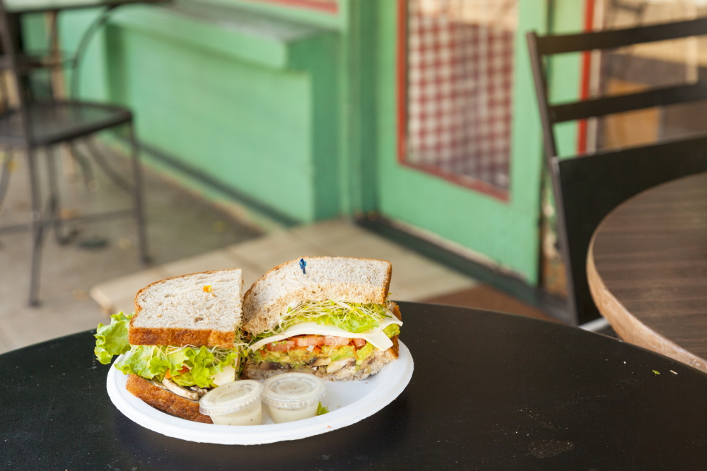 アンディーズ サンドイッチ & スムージーズ／Andy's Sandwiches & Smoothies