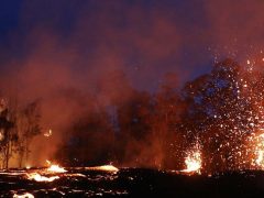 【Live動画あり】キラウエア火山噴火の現在の状況