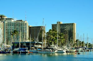 ハワイのホテルとコンドミニアム、どっちがいいの？それぞれのメリットデメリットを教えます。