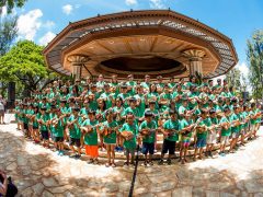 ハワイのアロハ大使、ダニー・カレイキニに捧げる夏の祭典『第48回ウクレレフェスティバル・ハワイ』開催