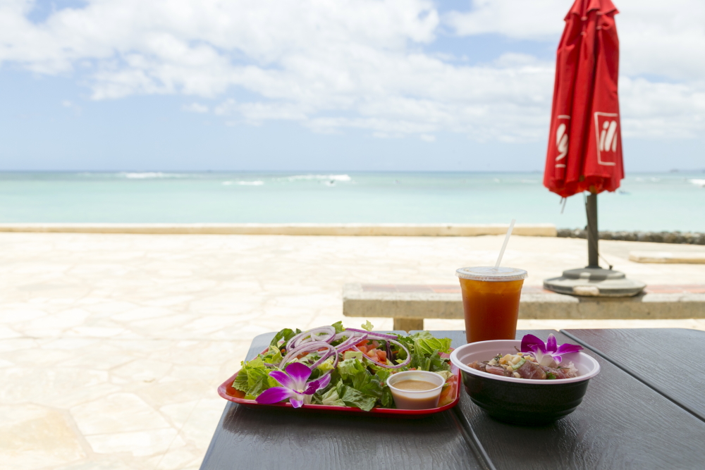 ベアフットビーチカフェ ／Barefoot Beach Cafe