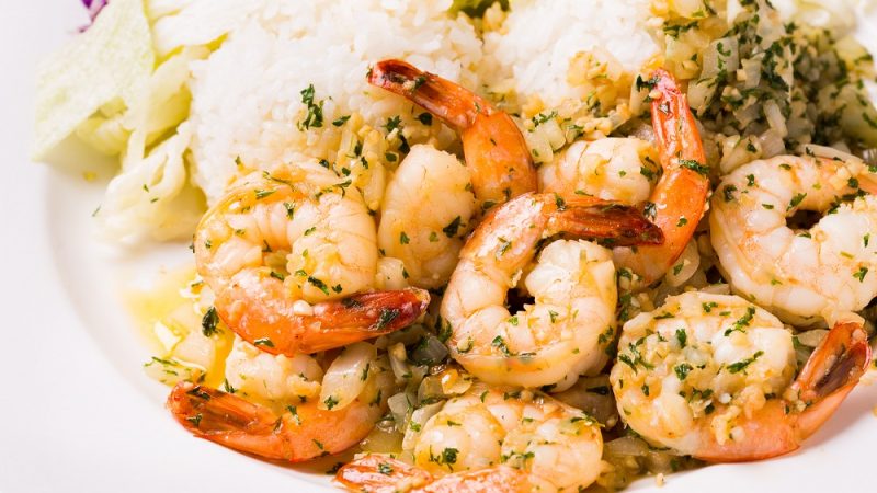 ワイキキで美味しいガーリックシュリンプを食べるのならこの4店