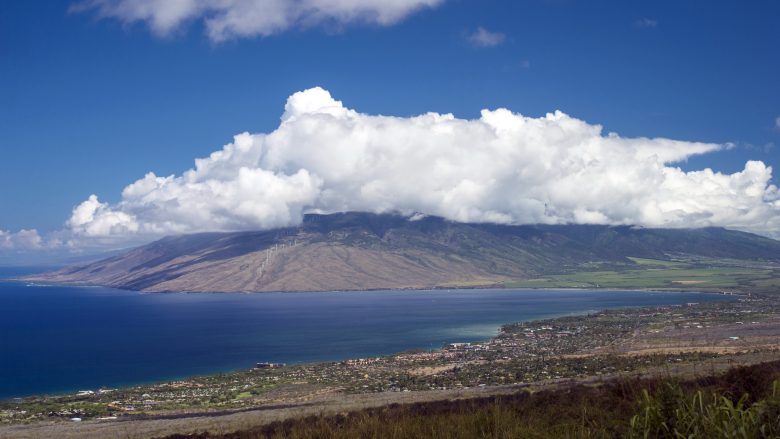 マウイ島の名物ガイド 絶景ツアーにあなたをご招待 ハワイの最新情報をお届け Lanilani