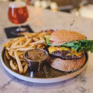 サンクスギビングは「ブリリアント・オックス／The Brilliannt Ox」へ！ガストロ・パブの高級絶品メニューを堪能