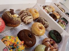 「パーヴェ・ドーナツ・ストップ／Purve donut stop」のできたてフレッシュドーナツ！
