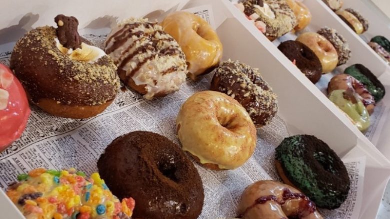 「パーヴェ・ドーナツ・ストップ／Purve donut stop」のできたてフレッシュドーナツ！