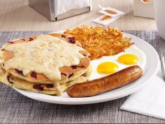 ハワイ女子ひとり旅のブランチにオススメ♡デニーズ・ ルワーズ店／Denny's LEWERS ST