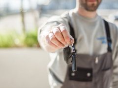 【ハワイで役立つ英会話】レンタカーを延長して借りたいって英語で何て言うの？