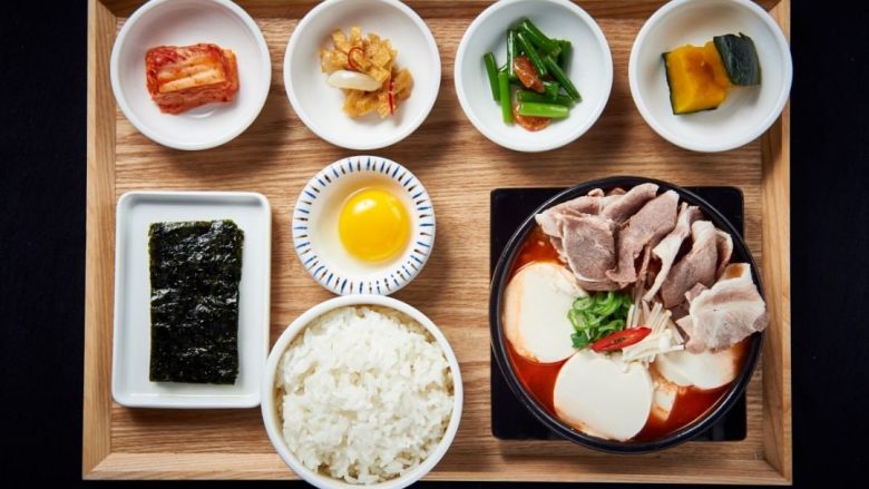 ハワイで熱々のスンドゥブはいかが？「ソウル豆腐ハウス／Seoul Tofu House」がワイキキにオープン！