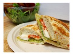 カピオラニ公園でピクニックランチをするなら！おすすめのお店をご紹介