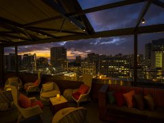 BACKBAR at SKY WAIKIKI ／スカイワイキキ バックバー