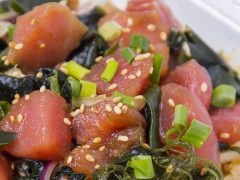 ワイキキとその周辺で美味しいポケを味わおう