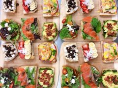 カイルアのフォトジェニックなカフェ「レッツ・トーストカフェ／Let’s Toast Café」