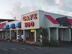 ロコモコ発祥の地？ハワイ島のカフェ100