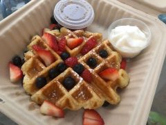 パンケーキはもう古い？美味しいワッフルが食べられるお店