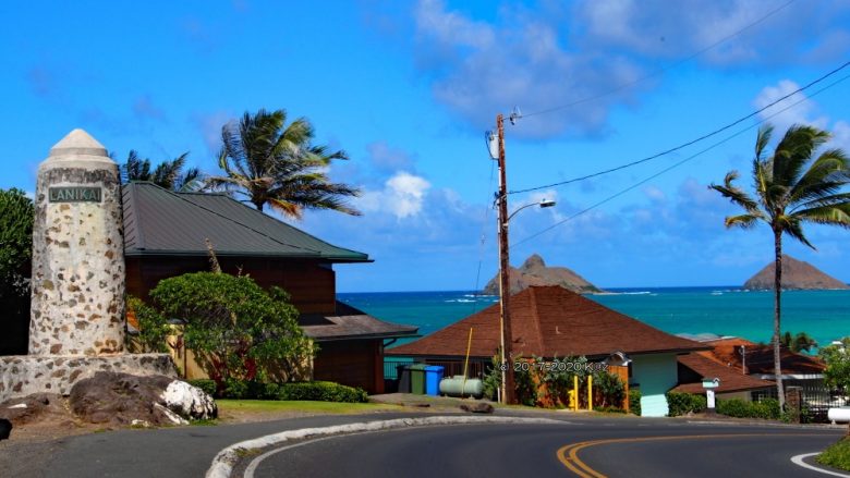 ハワイの天国の海へ続く小道 ラニカイビーチの秘密 ハワイの最新情報をお届け Lanilani