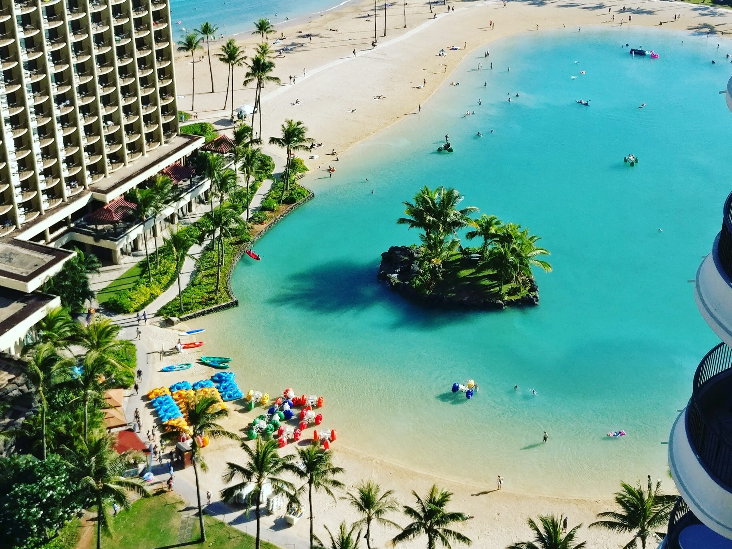21年版 ハワイのプールを満喫 親子で楽しめるハワイのプール5選 ハワイの最新情報をお届け Lanilani