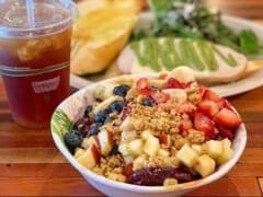 ハワイのヘルシーフードにこだわった「ハイブレンド・ヘルスバー&カフェ/HiBlend Health Bar&Café」