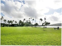 ワイキキからほど近い場所でサンドバーを楽しめちゃうビーチ！